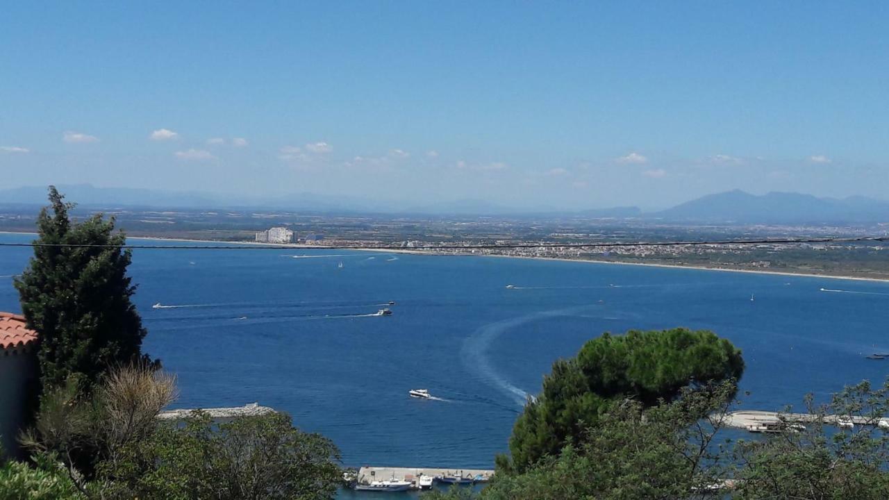 Con Terraza Y Vistas Al Mar Appartement